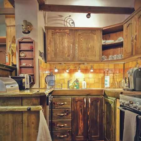 Тhe Bohemian Lodge-Entire House With Sauna Veliko Tárnovo Exterior foto